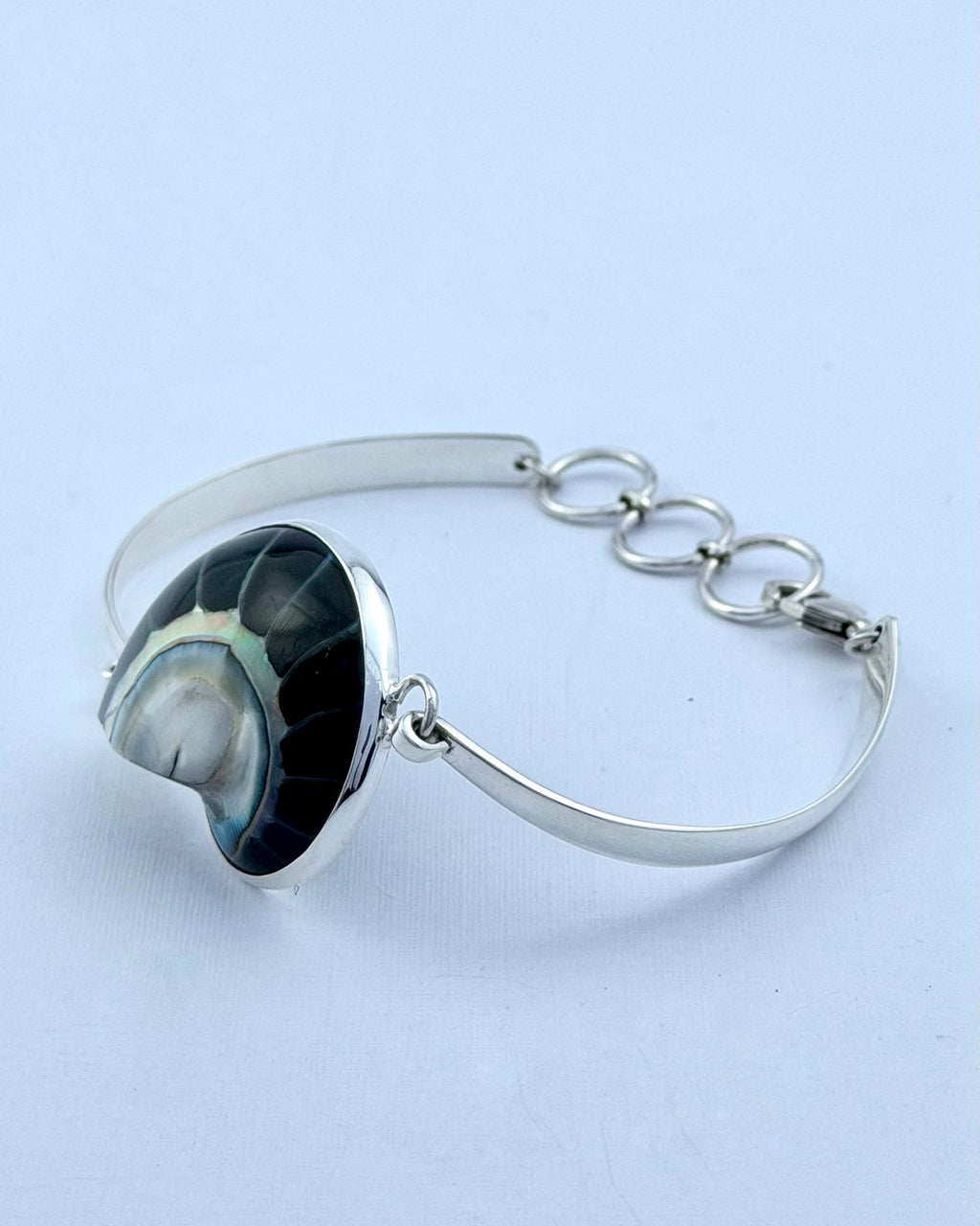 Shell Black Bracelet