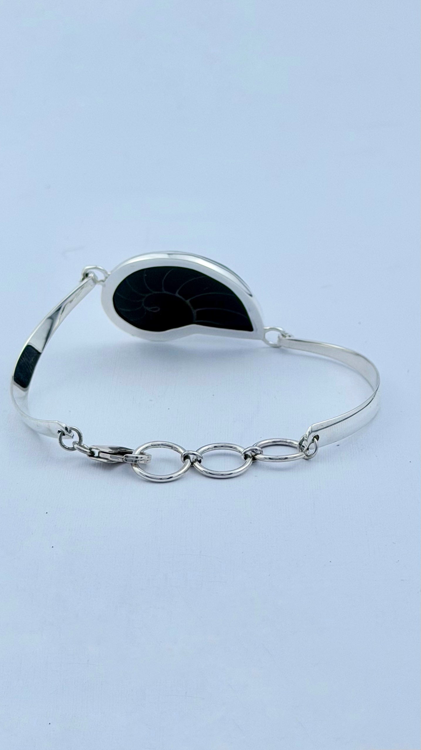 Shell Black Bracelet