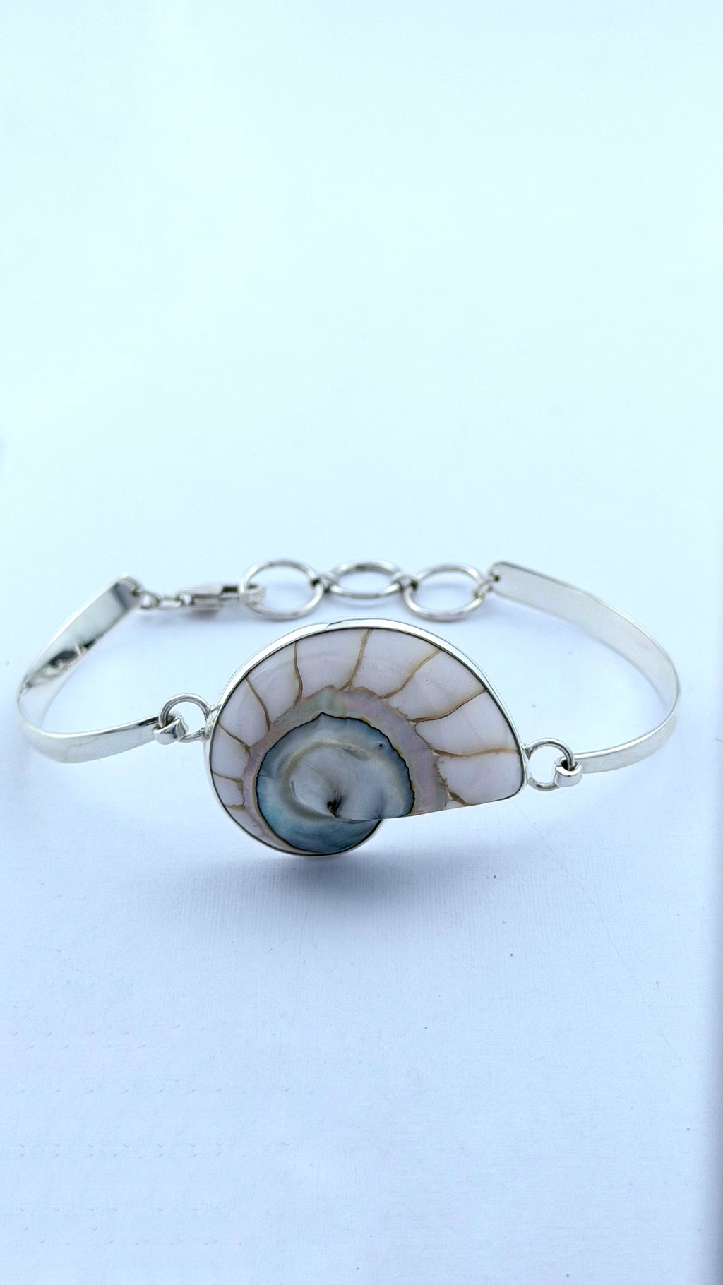Shell White Bracelet