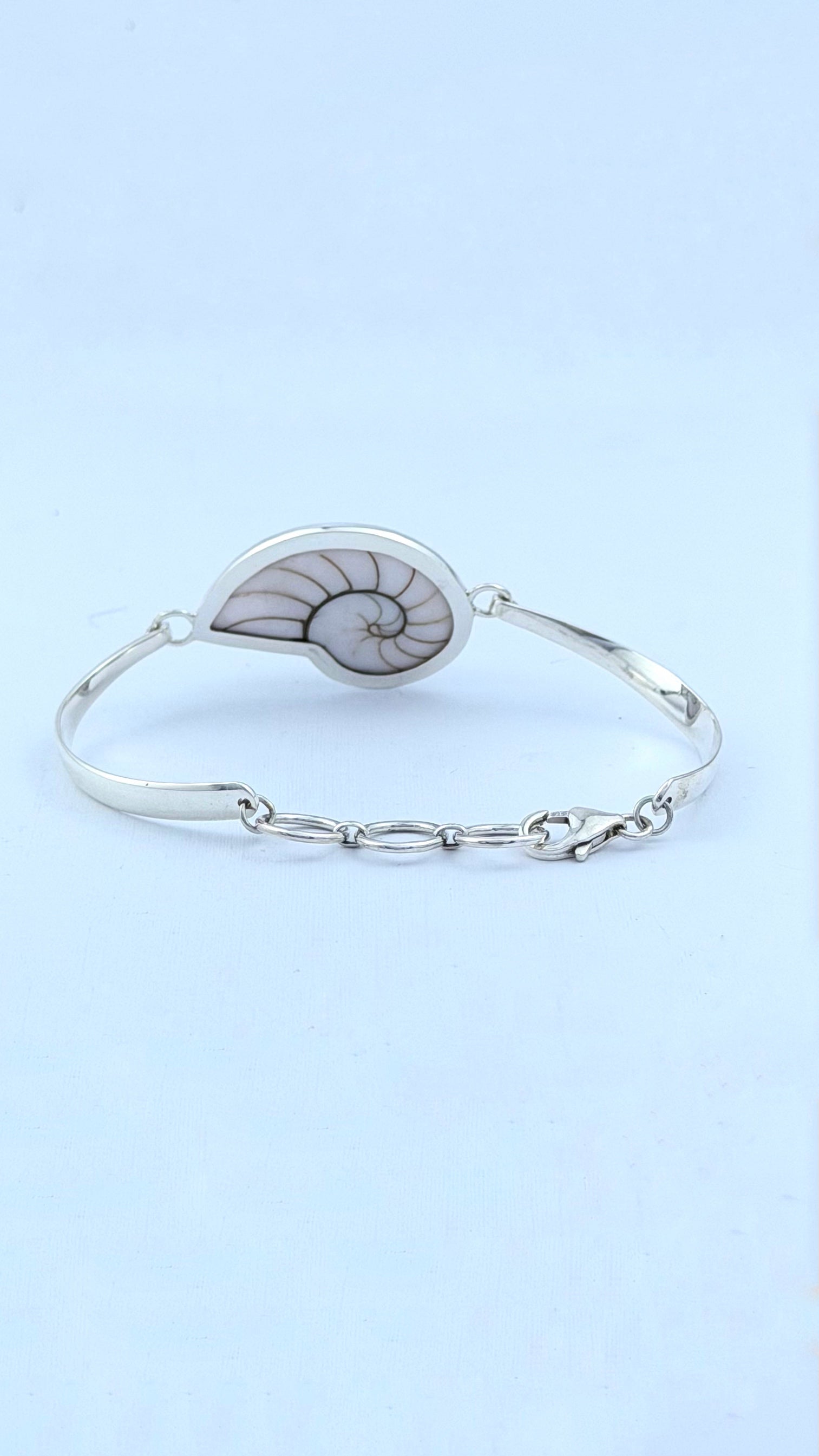 Shell White Bracelet