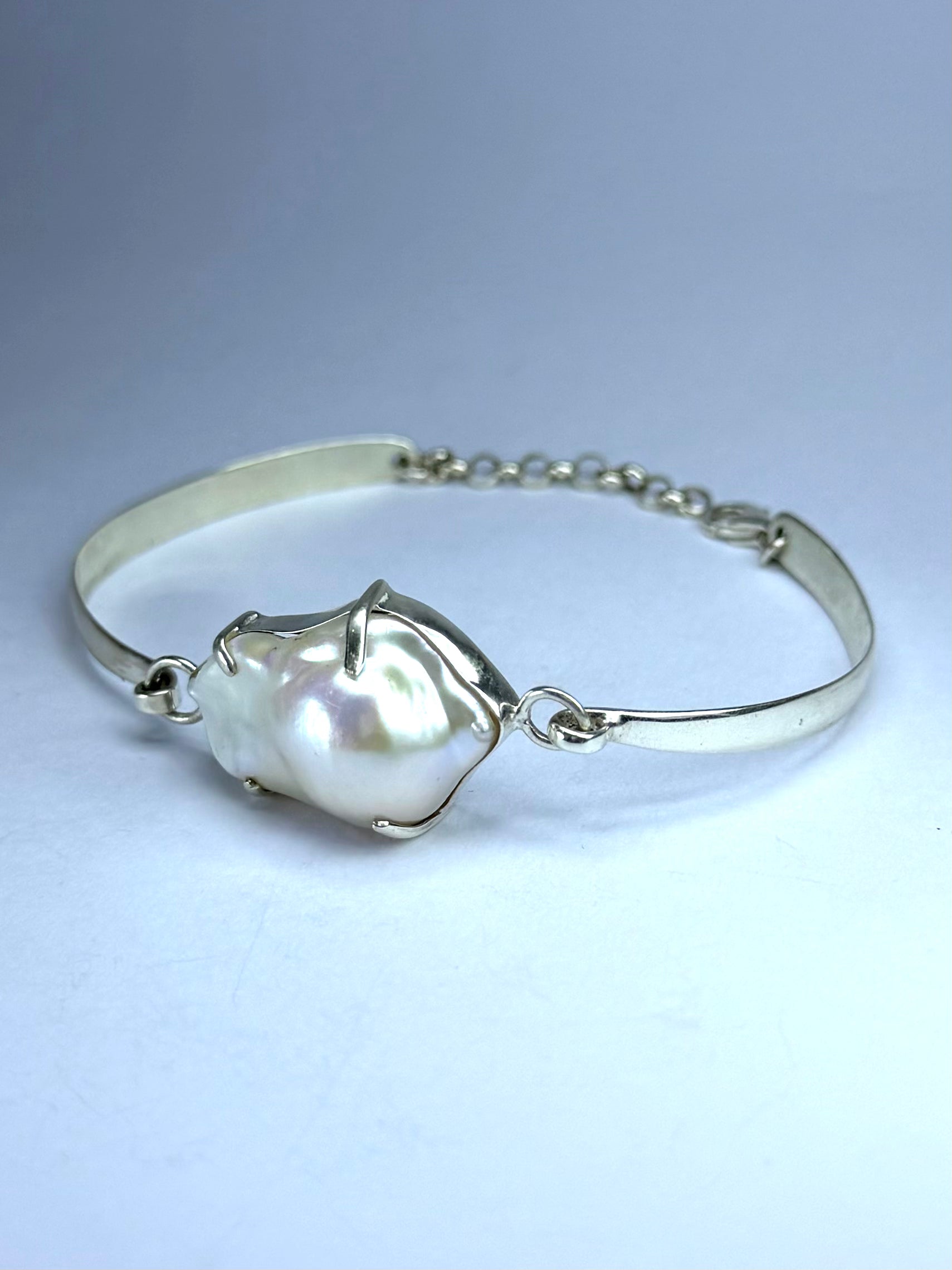White Pearl Bracelet