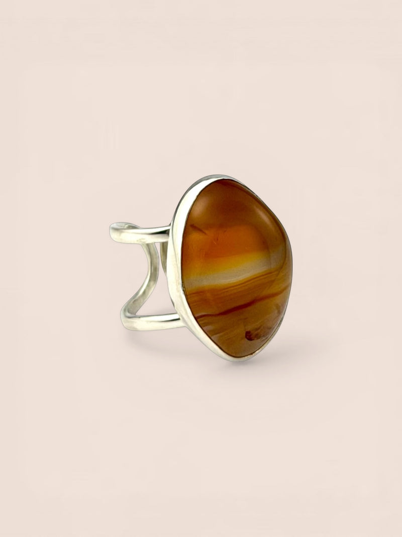 Handmade 925 sterling silver ring with agate — Sribnyak Baroque Pearls