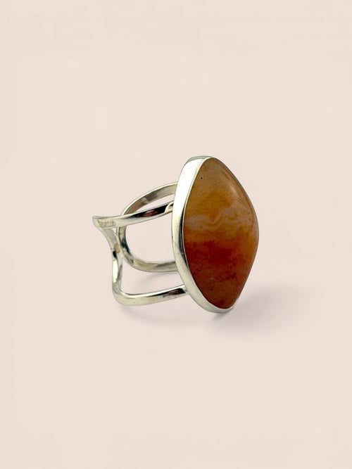 Handmade 925 sterling silver ring with agate — Sribnyak Baroque Pearls