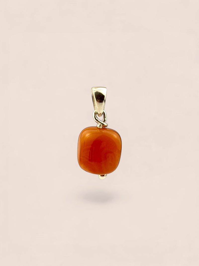 Handmade 925 sterling silver pendant with agate — Sribnyak Baroque Pearls
