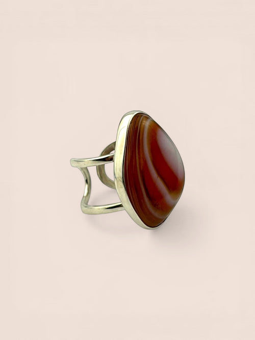 Handmade 925 sterling silver ring with agate — Sribnyak Baroque Pearls