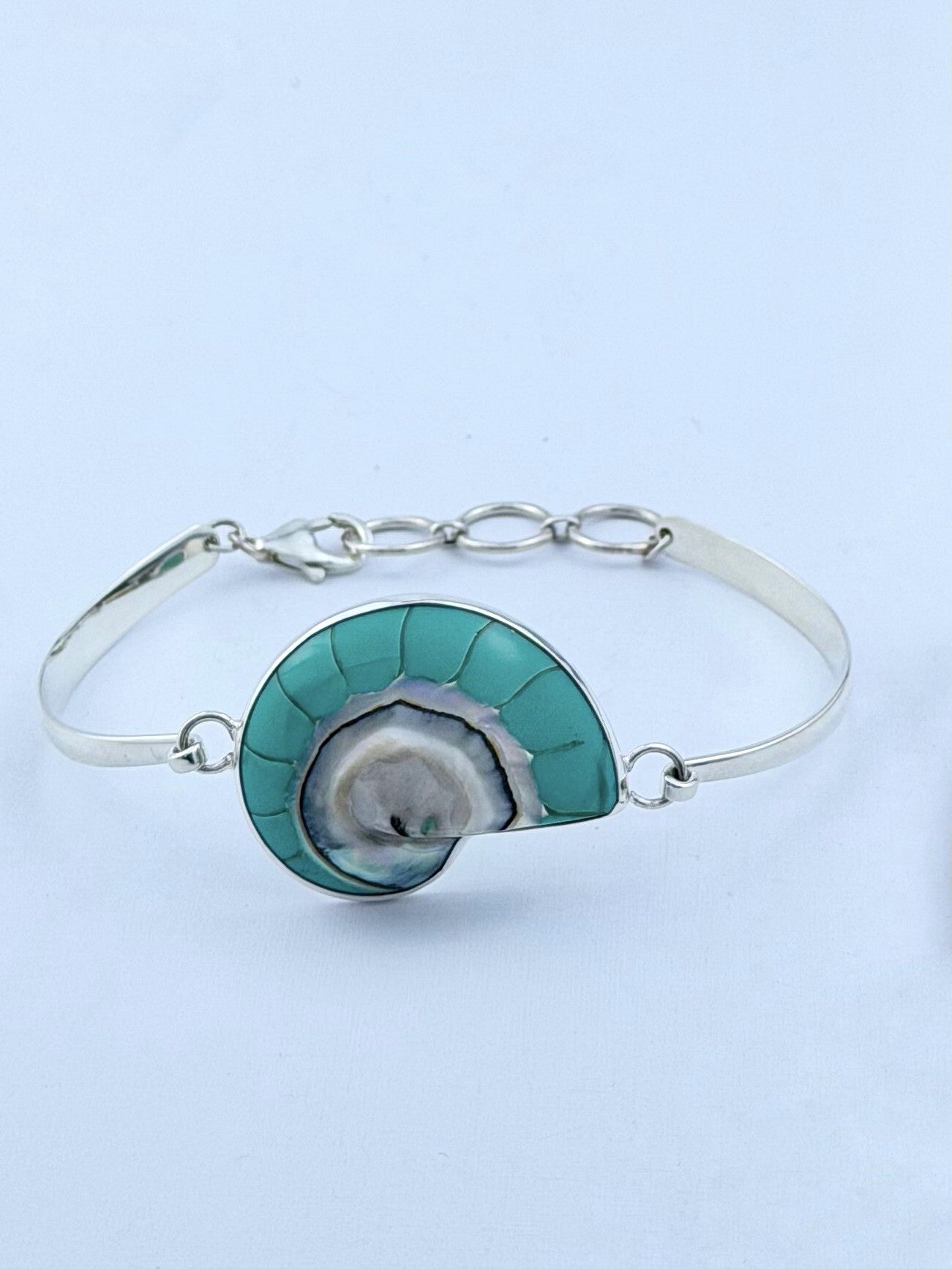 Handmade 925 sterling silver bracelet with a turquoise nautilus shell — Sribnyak Baroque Pearls