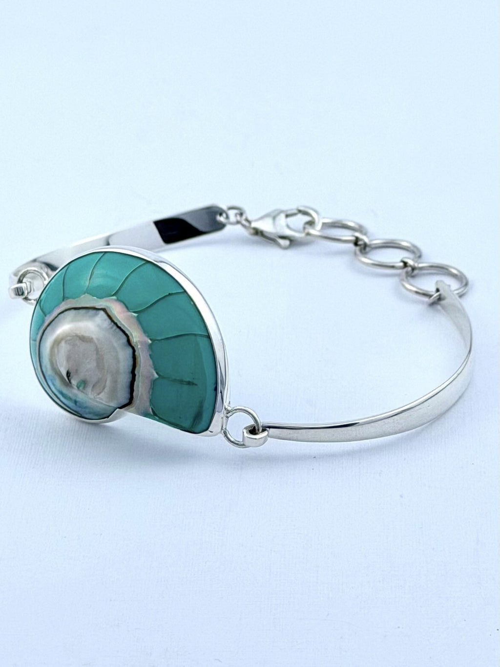 Handmade 925 sterling silver bracelet with a turquoise nautilus shell — Sribnyak Baroque Pearls