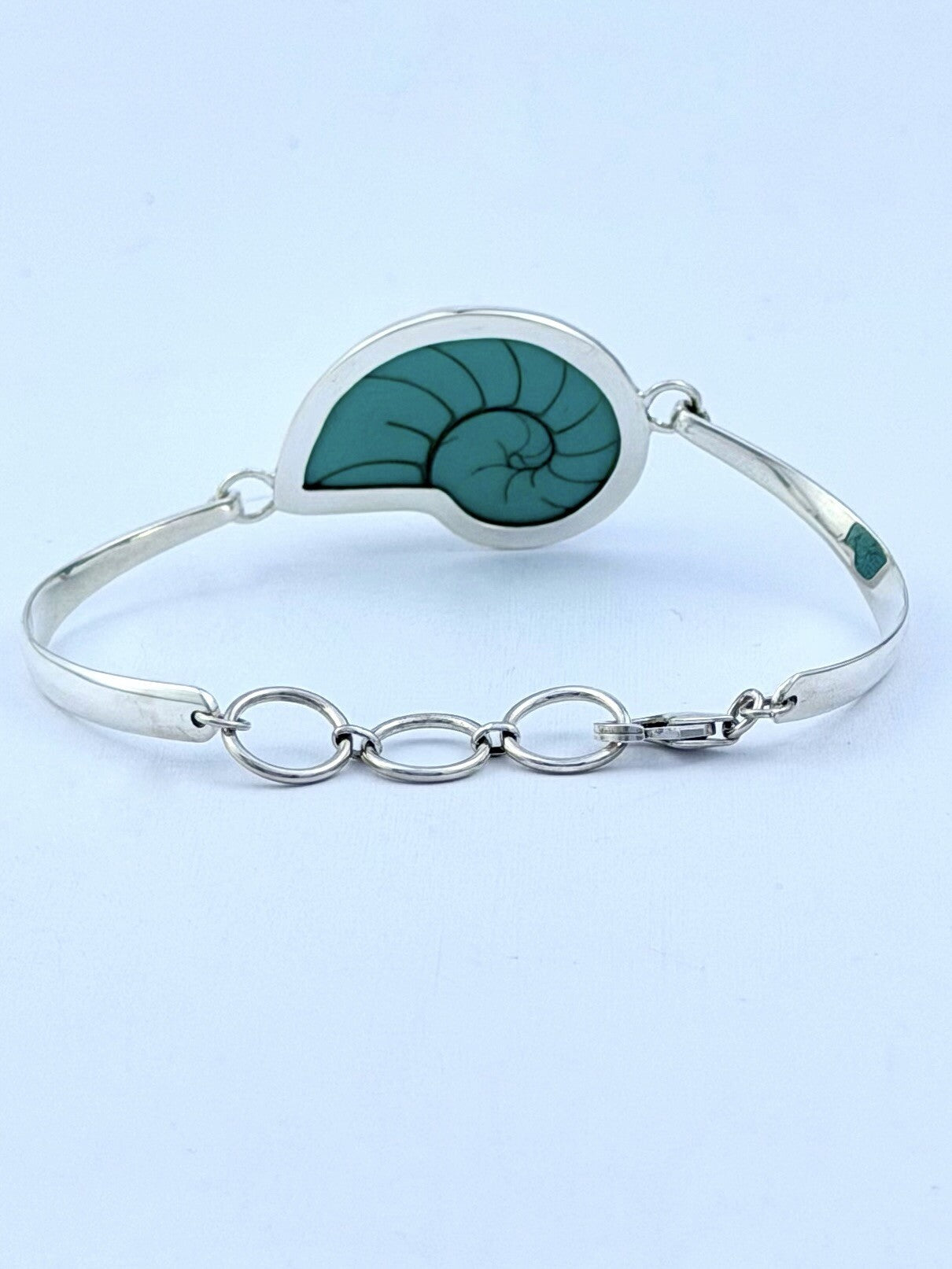 Handmade 925 sterling silver bracelet with a turquoise nautilus shell — Sribnyak Baroque Pearls