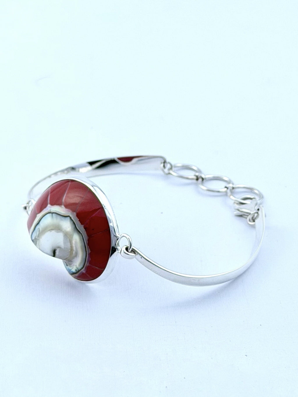 Handmade 925 sterling silver bracelet with a red nautilus shell — Sribnyak Baroque Pearls