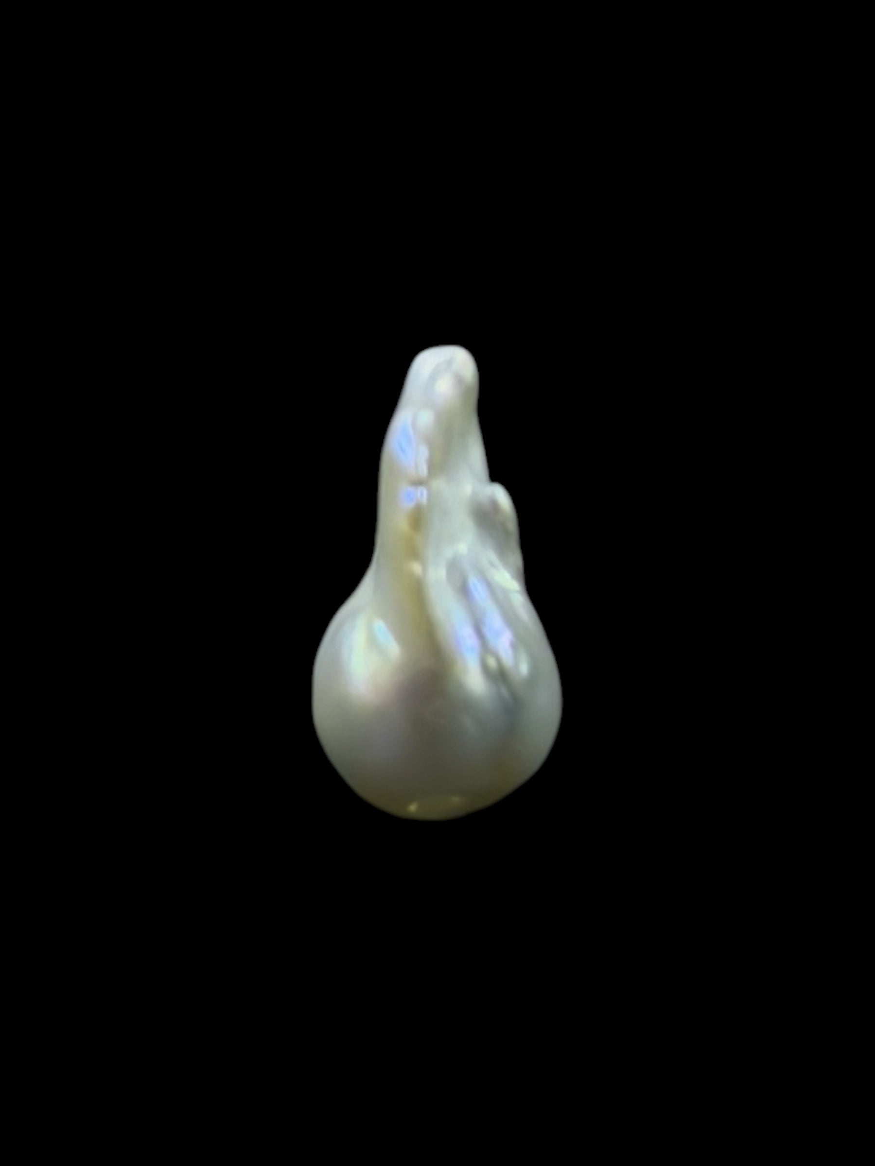 Natural baroque pearl — Sribnyak Baroque Pearls, hand-selected in Bali