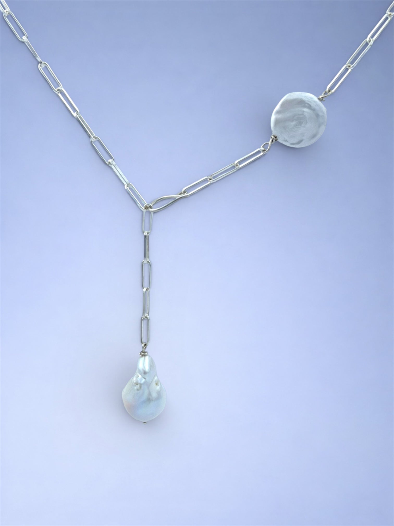 Gella White Necklace