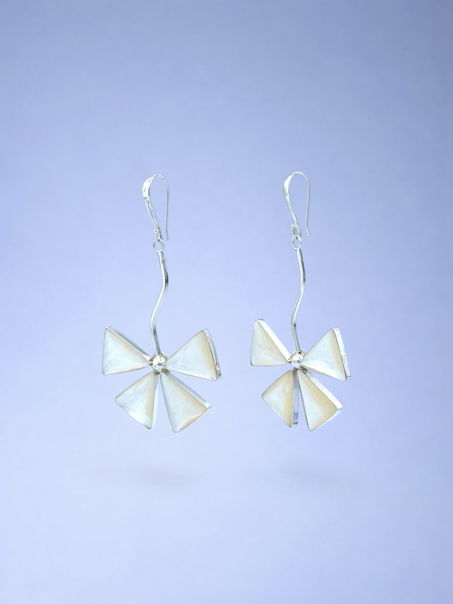 Handmade 925 sterling silver earrings with mother of pearl — Sribnyak Baroque Pearls