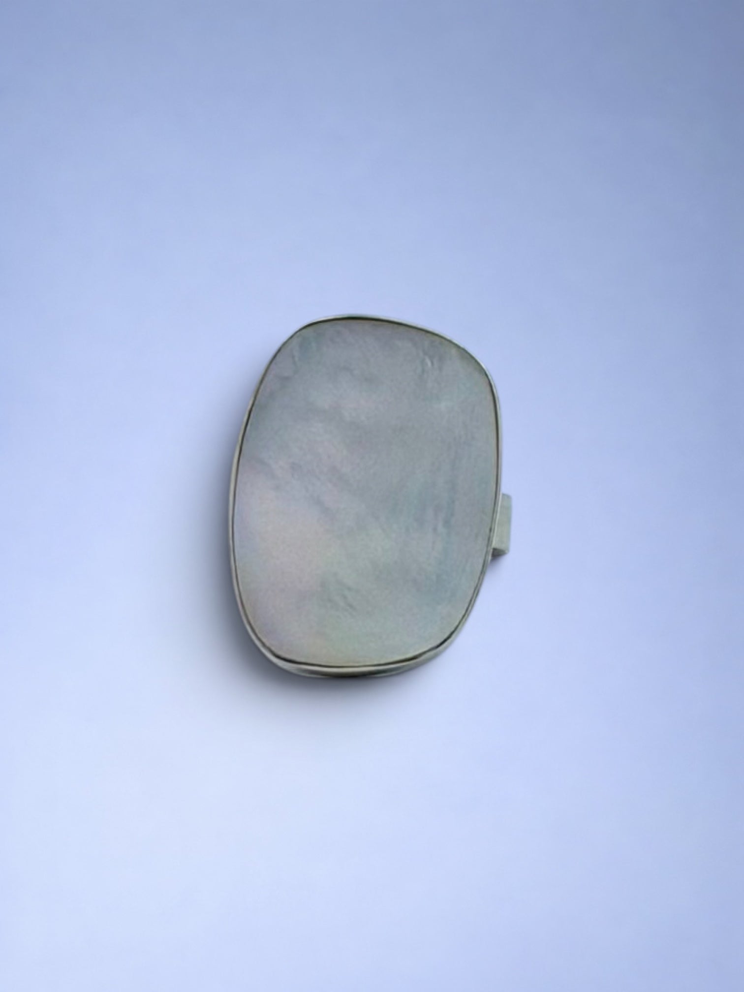 Handmade 925 sterling silver ring with mother of pearl — Sribnyak Baroque Pearls