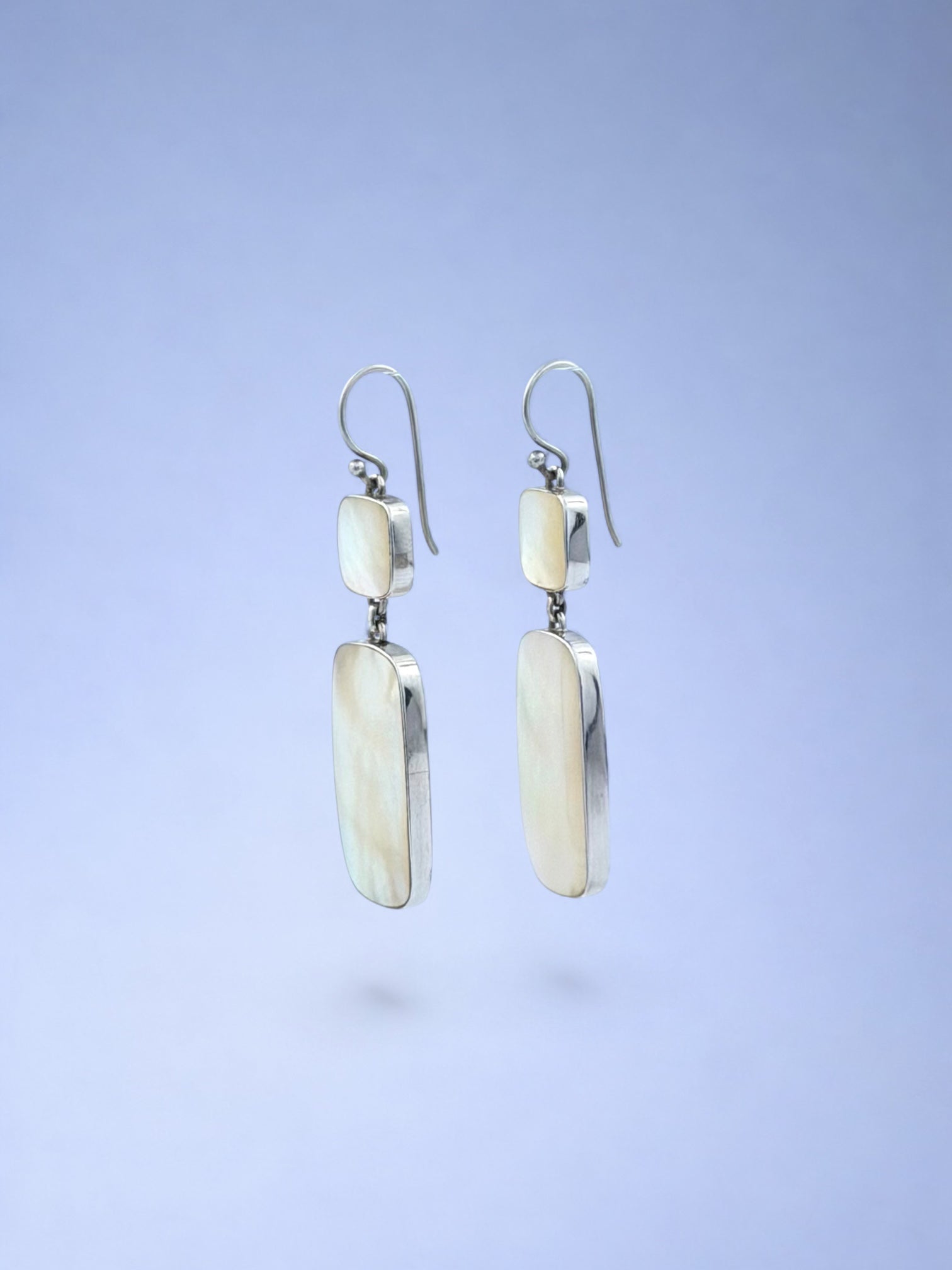 Handmade 925 sterling silver earrings with mother of pearl — Sribnyak Baroque Pearls