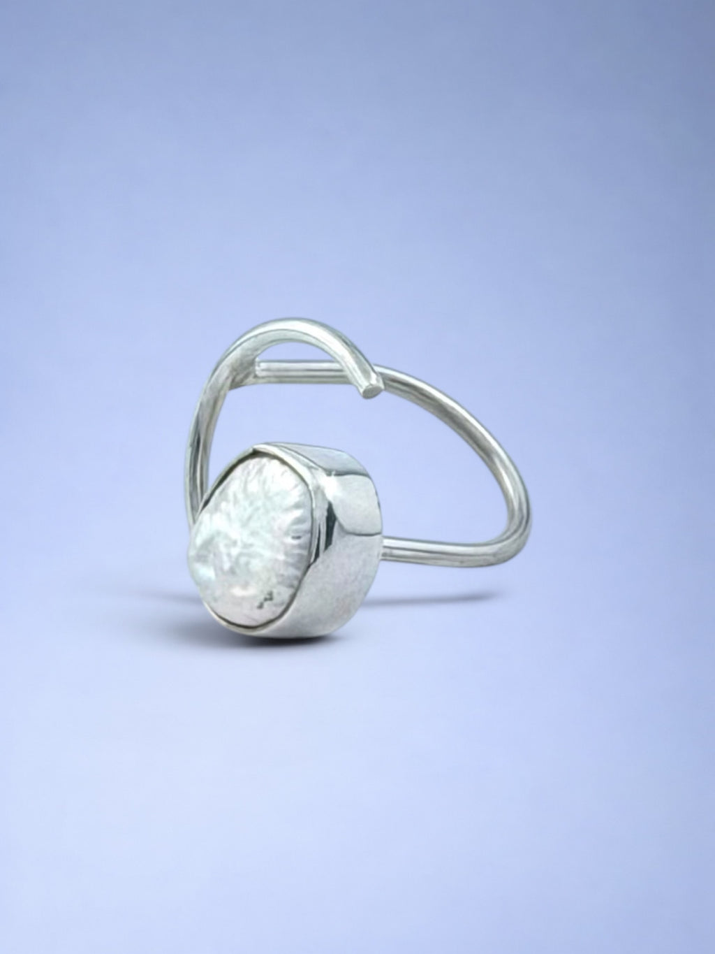 Handmade 925 sterling silver ring with baroque pearl — Sribnyak Baroque Pearls