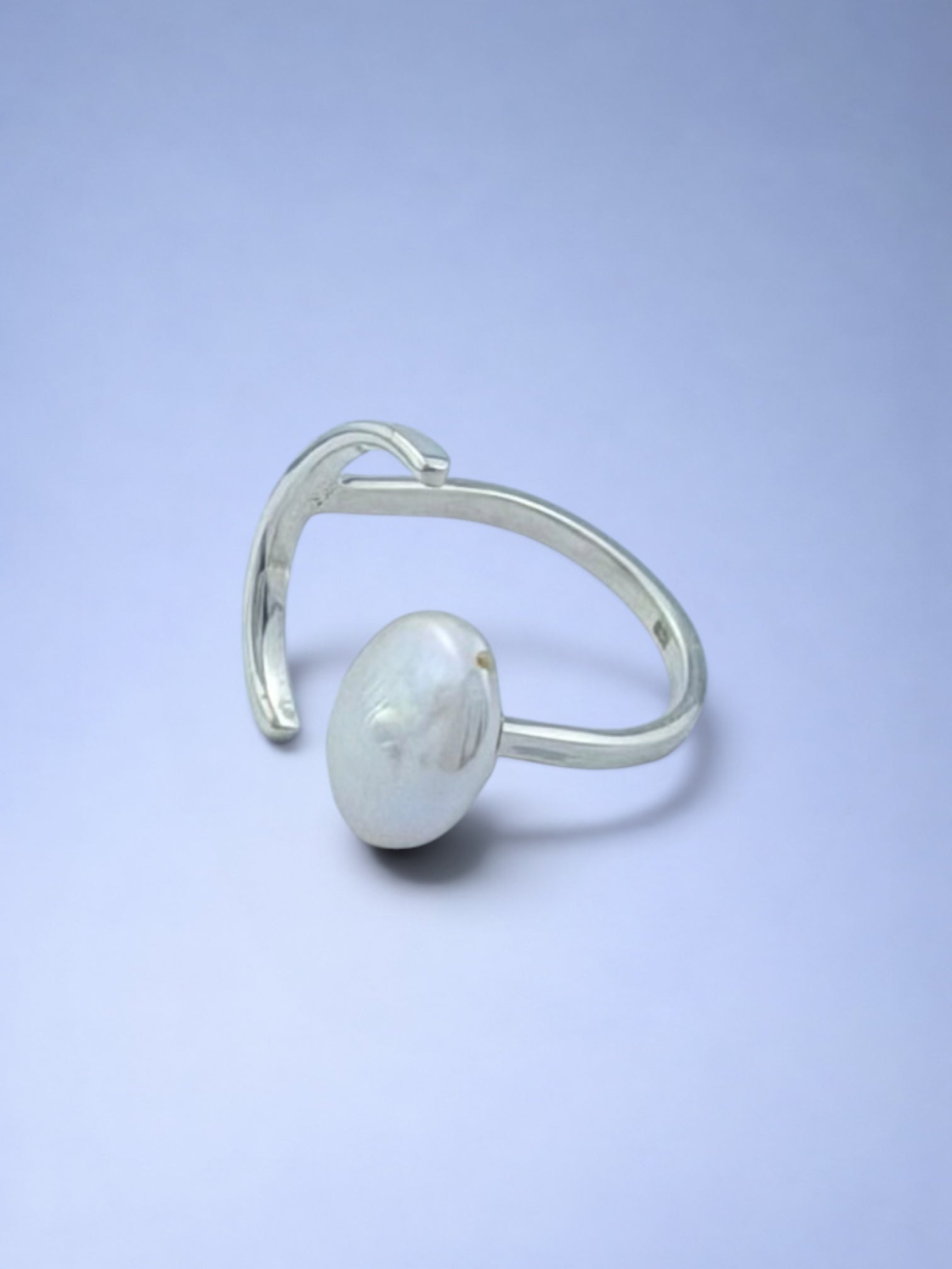 Handmade 925 sterling silver ring with baroque pearl — Sribnyak Baroque Pearls