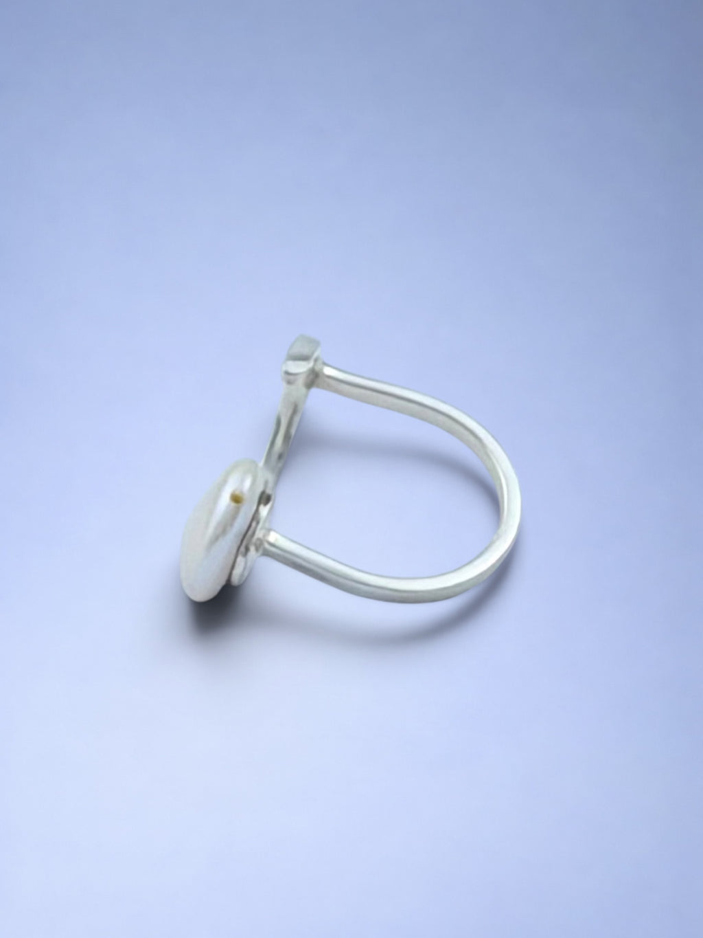Handmade 925 sterling silver ring with baroque pearl — Sribnyak Baroque Pearls